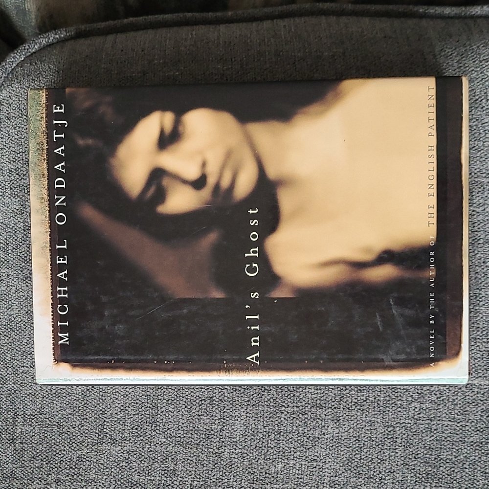 Book Anil's Ghost